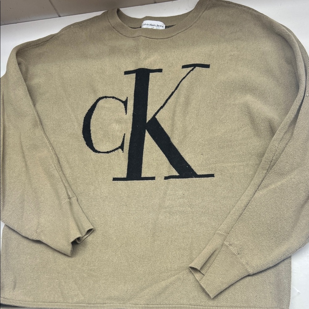 Calvin Klein Men's Beige Crewneck Sweater
